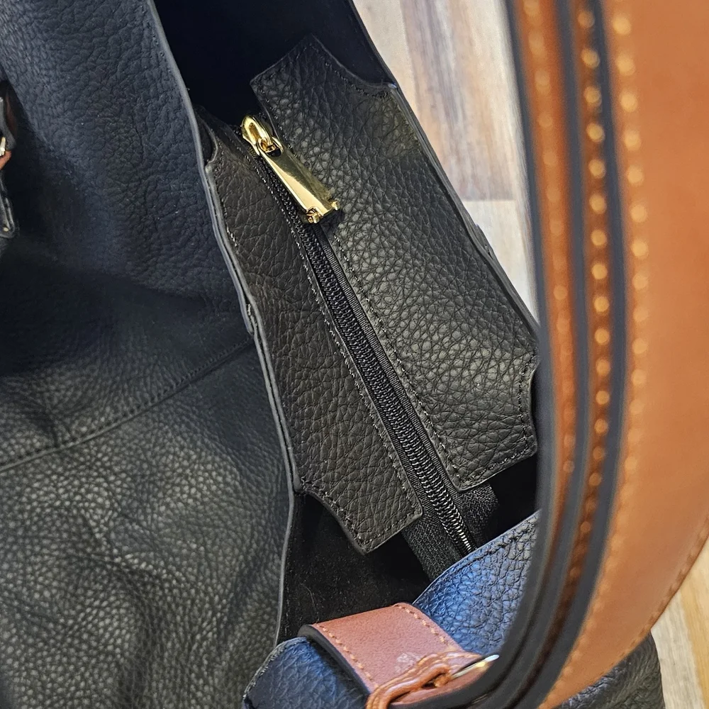 New Black Zip Tote Bag with Brown Handle and a Matching Coin Purse. - Picture 6 of 6